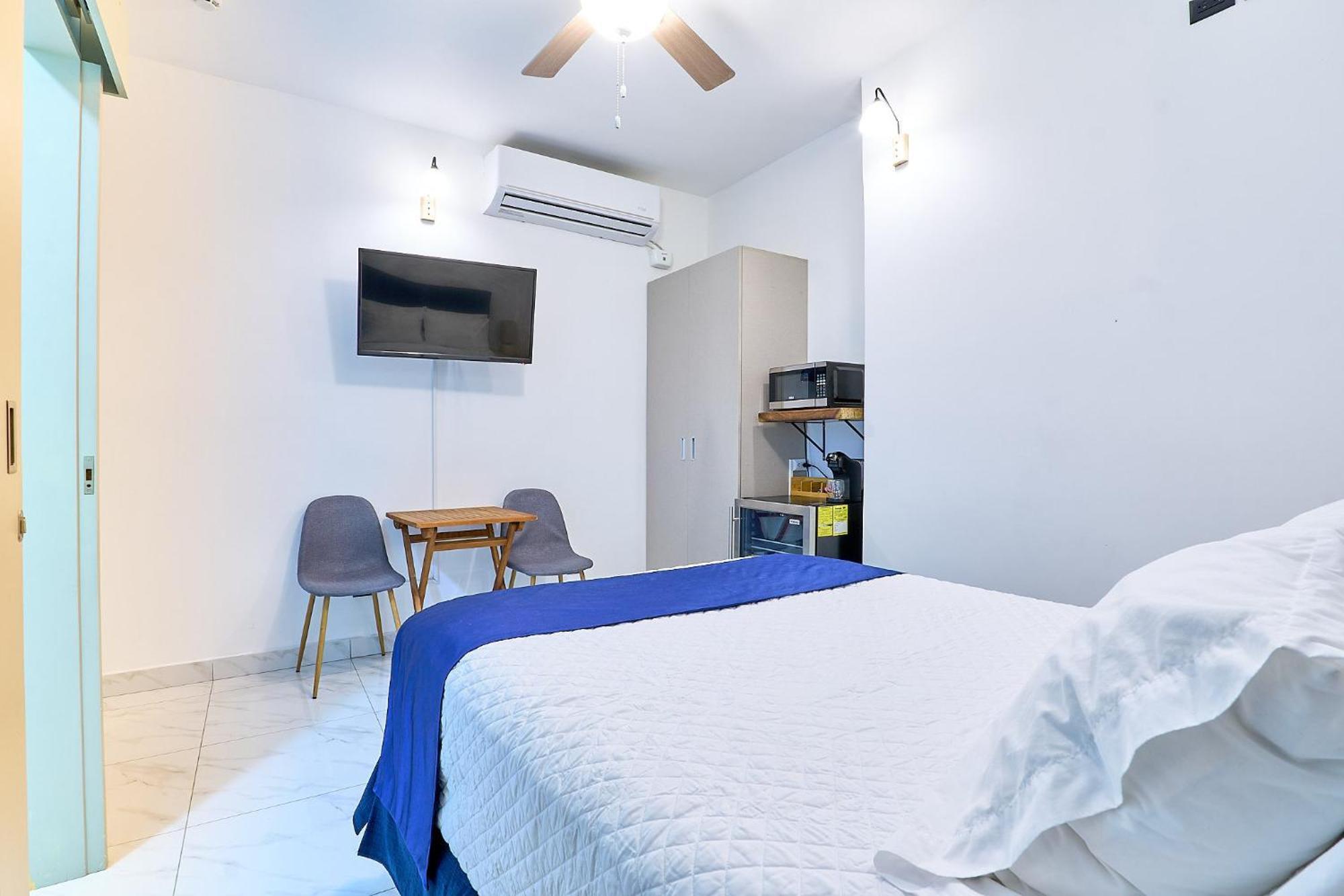 Apartaestudios La Capital Сан-Хосе Экстерьер фото